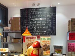 -柳州肥姨妈大骨螺蛳粉(曹路店)