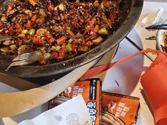 -鸣记脆皮烤鱼·海鲜烤鱼(三八广场店)