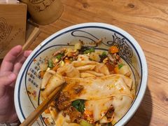 -陇上秦轩西安biangbiang面(朝龙汇店)