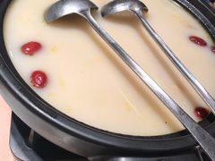 桂林经典荷包鸡-桂林肥仔·中华餐饮名店(园湖店)