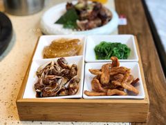 凉菜四碟-船梆煮•蒸汽海鲜·炉火烤肉(五四广场店)