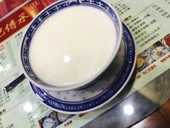 -赵记传承特色牛奶甜品(泉城广场店)