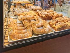 -Dough&Joe团憩(瑞虹天地月亮湾店)