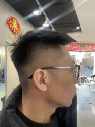 -京滔美发烫发染发
