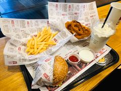 -The Habit Burger Grill 哈比特汉堡(爱琴海店)