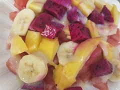 -覃记海鲜美食餐厅