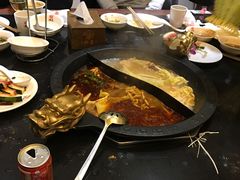 -重庆德庄火锅(体育中心店)