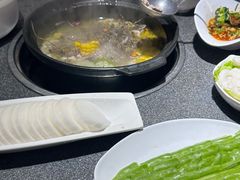 -野迹·石橄榄鸡·烧烤(新洲店)