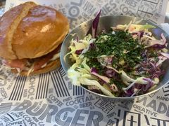 -TRIPS BURGER(大钟寺店)