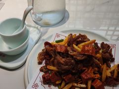 -乔家小院•非遗驴肉•本地小海鲜(滨河路店)
