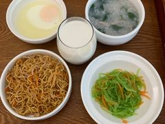 -雪梅月子中心(华侨城店)