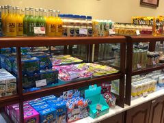 面包甜点陈列柜-丹香(青岛南京路店)