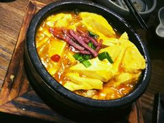 -云海肴·汽锅鸡·云南代表菜(天山百盛优客店)