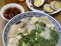 -天发芽·何记葫芦头泡馍·传统小吃(报恩寺街店)
