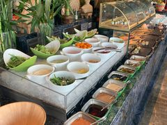自助调料区-美食汇自助餐厅(成都万达瑞华酒店)
