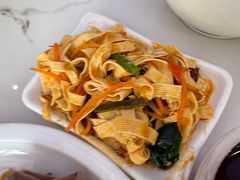 -伊穆祥牛肉面总店·清真