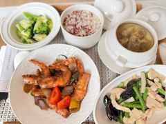 -臻儿屿月子会所(茶山店)