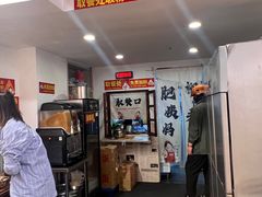 -柳州肥姨妈大骨螺蛳粉(江宁万达店)