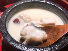 -咕嘟草帽鱼·牛奶一样的鲜鱼汤(包河万达广场创始店)