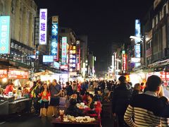 -六合夜市