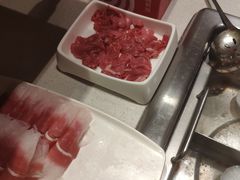 -海底捞火锅鲜切牛肉主题店(长寿路店)