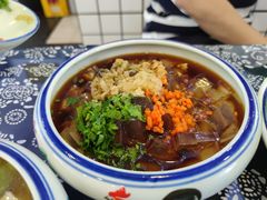-八两八金·莱芜特色炒鸡(市南漳浦路店)