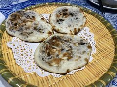 梅菜干烧饼-江南韵·无锡太湖文化体验餐厅(凤凰天街店)