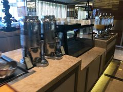 -大中华希尔顿酒店-念自助餐·嗨啤·小龙虾