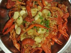 -巴厘龙虾·榜首油焖大虾(音乐学院·沿江酒馆店)