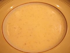 奶油松茸蘑菇汤-莫斯科餐厅