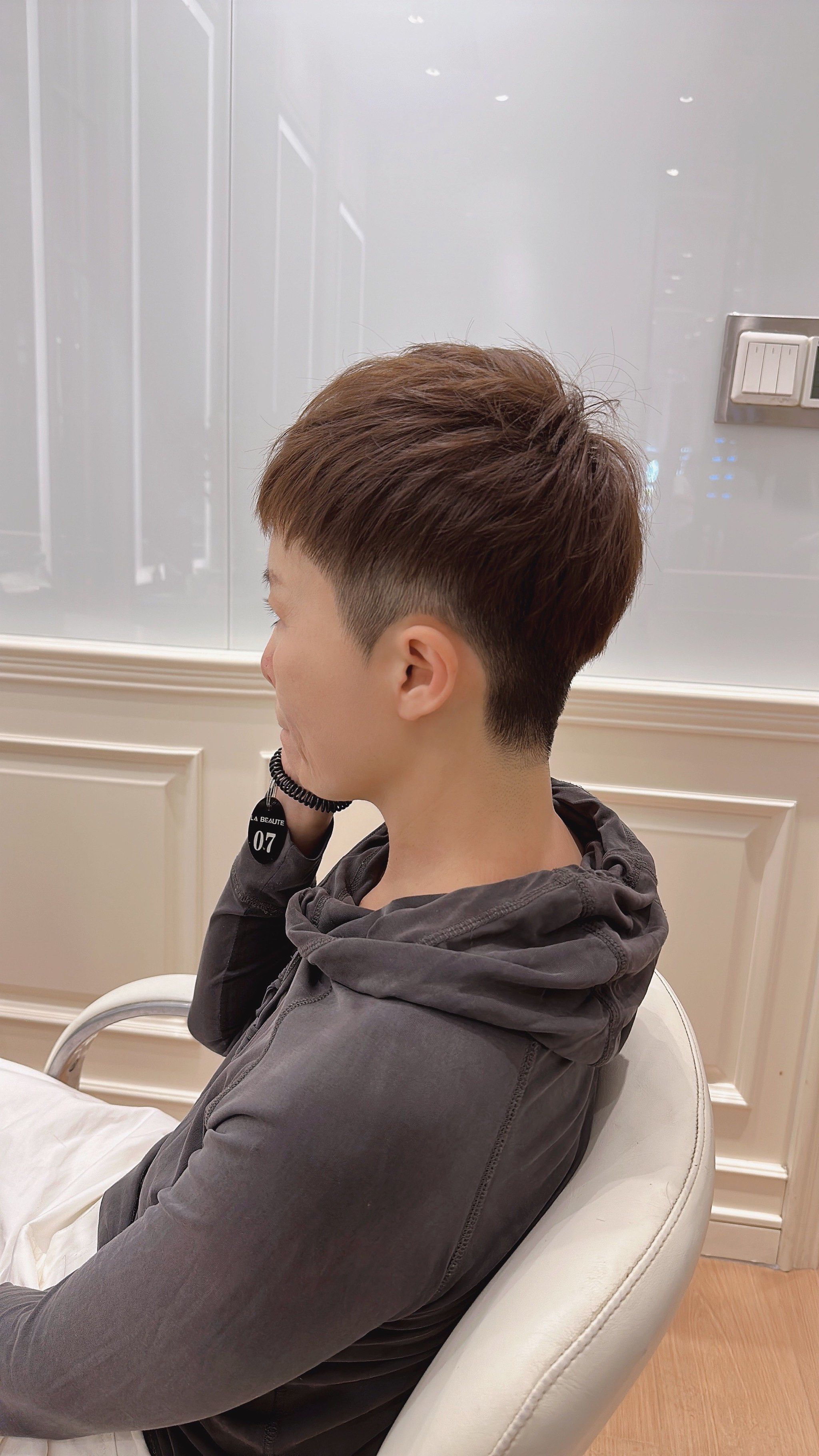 短发的帅气一般人没发驾驭