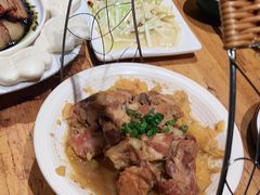 -老滇山寨•云南特色菜•地方菜•民族风情歌舞表演(金碧店)