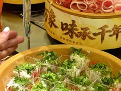 -龍歌自助小火锅(市南金茂湾店)