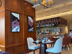 -南湖名都·景湖轩全日制餐厅·海鲜自助·东南亚风味·临湖而食