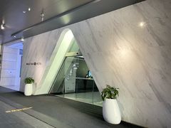 -上海虹桥中心爱琴海亚朵S酒店