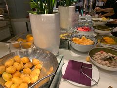 -上海滴水湖皇冠假日酒店