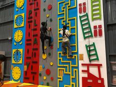 -极限PLAY运动娱乐新世界·团建派对潮玩休闲馆·室内蹦极高空游乐园