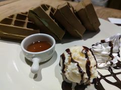 -reading cafe瑞汀咖啡(新华路店)