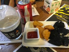 -乐凯撒披萨(东方新世界店)