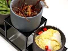 -红鼎豆捞·非遗鲍皇汤火锅(宝丰路店)