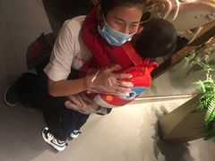 -海底捞火锅鲜切牛肉主题店(长寿路店)