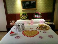 -维也纳酒店(桂林万象城火车站店)