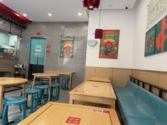 -塔斯汀中国汉堡(横岗志健广场店)