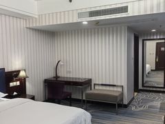 -顺德君豪酒店(佛山容桂渔人码头店)