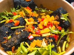 经典味臭豆腐-自黑豆夫·臭豆腐夹馍(四海唐人街店)