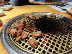 -唯成•韩国炭火烤肉 유성고기