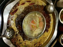 -锅首鲜品火锅(鸳鸯店)