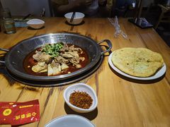 -大众跷脚牛肉馆·非遗传承单位(峨眉山店)