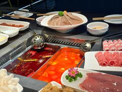-海底捞火锅智慧餐厅(中骏世界城店)