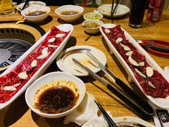 -炼火烤肉店